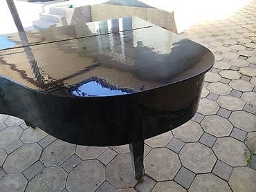 пианино иртыш: Рояль «Красный Октябрь», черный глянец. - Корпус рояля классической — 7