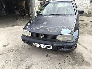 Volkswagen Golf: 1994 г., 1.8 л, Механика, Бензин, Универсал