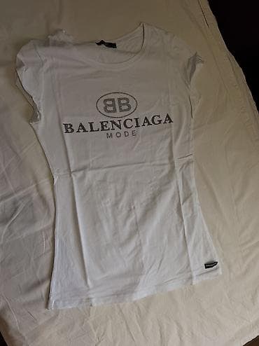 Жеке буюмдар: Пиджак Корея 300 Юбка 200 сом 2. Жилетка 500 сом 3. Джинсы 500 сом — 10