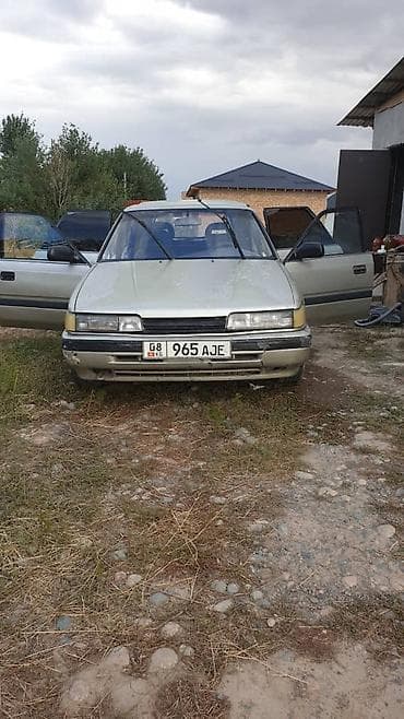 Mazda 626: 1988 г., Механика, Бензин, Универсал