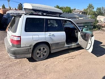 jac js6: Subaru Forester: 2003 г., Автомат, Газ, Универсал — 3