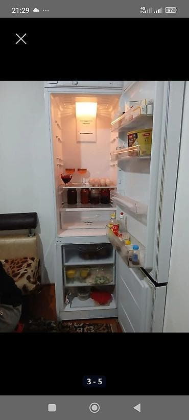 x box one x: Холодильник Indesit, Двухкамерный — 3