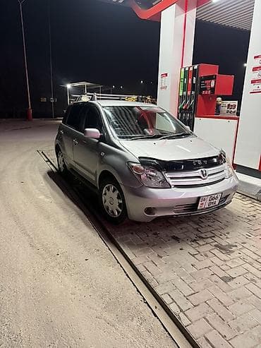 Toyota: Toyota Ist: 2002 г., 1.3 л, Автомат, Бензин, Хэтчбэк — 1