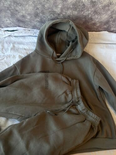 спортивное оборудование: Теплая спортивная одежда — 4