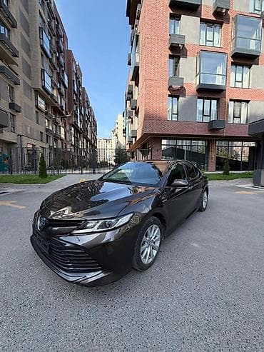 camry 5: Toyota Camry: 2019 г., 2.5 л, Автомат, Гибрид, Седан — 3