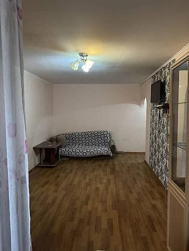 эмиль: 1 комната, 32 м², 104 серия, 1 этаж, Косметический ремонт — 1