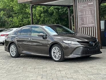 kirgiz auto: Toyota Camry: 2018 г., 2.5 л, Гибрид, Седан — 1