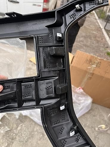 Транспорт: Канат Алдыңкы сол Ford — 10