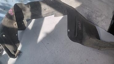 step 2: Подкрылок Передний правый Mazda, 2002 г., Б/у, Оригинал — 2
