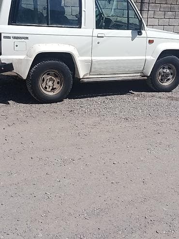 исусу тропер: Isuzu Trooper: 1990 г., 2.5 л, Механика, Бензин, Внедорожник — 2