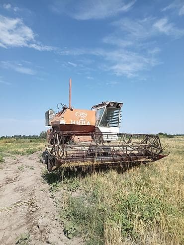 Транспорт: Зерноуборочный комбайн СК-5 «Нива» иштеп журот срочный сатылат. - — 3