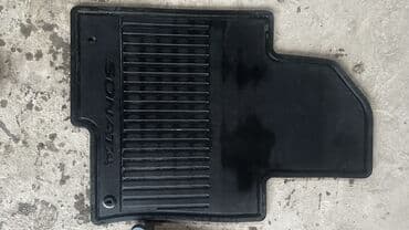 продаю в связи с переездом: Өзүнүкү Резина Төшөмөлдөр Салон үчүн Hyundai, түсү - Кара, Колдонулган, Өзү алып кетүү — 1