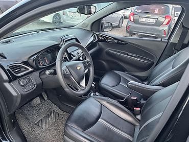 kia rio 2004: Chevrolet Spark: 2021 г., 1 л, Вариатор, Бензин, Хэтчбэк — 10