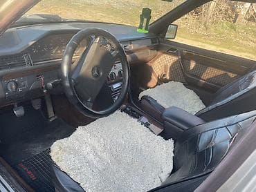 sprinter reks: Mercedes-Benz E-Class: 1991 г., 2.3 л, Ручные, Бензин, Седан — 5