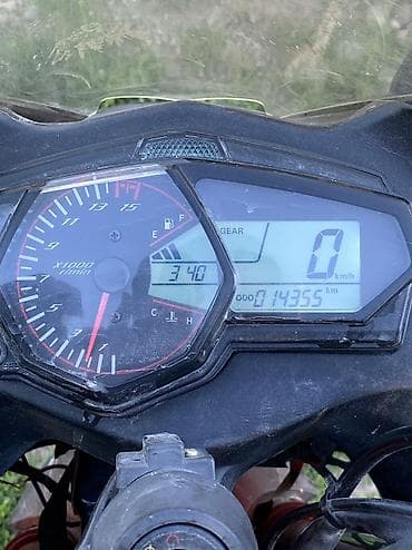 мото каска: 70.000 сом Модель KAWASAKI Б/У Шлем в подарок 🎁 Насчет цены можем — 5