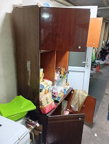 кухонный буфет: Стенка-шкаф, Тип стенки-шкафа: Советская, Для зала, Особенности: Для хранения посуды — 4