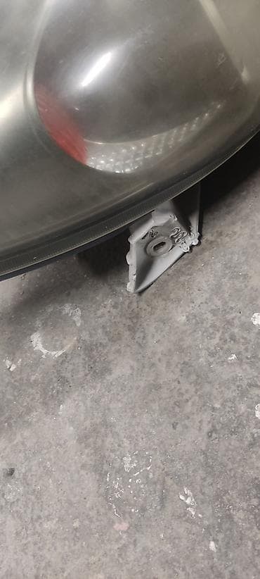 Унаа тетиктери: Алдыңкы фаралар комплектиси Toyota 2003 г., Колдонулган, Оригинал, Жапония — 5