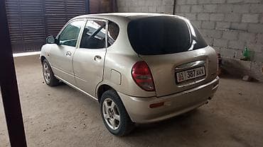 авто крдит: Toyota Duet: 2001 г., 1 л, Автомат, Бензин, Хэтчбэк — 3