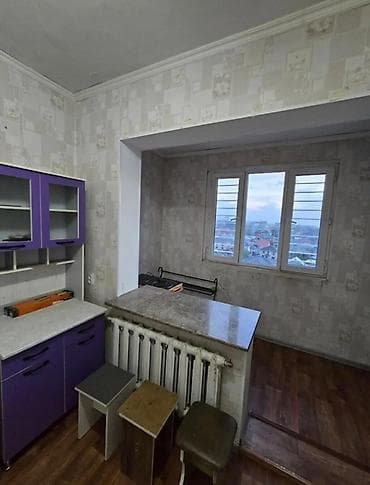 1 комната, 35 м², 105 серия, 9 этаж, Требуется ремонт — 1