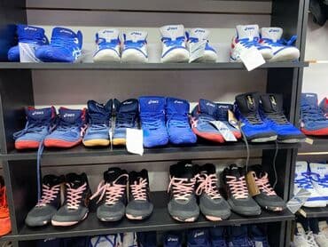 сараканошка бутсы: Борцовки Из товаров для бокса у нас имеются: 1) Боксерские перчатки — 1