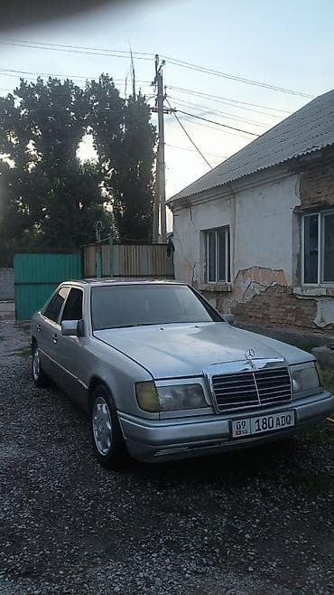 Mercedes-Benz W124: 1992 г., 2.3 л, Автомат, Бензин, Седан — 1
