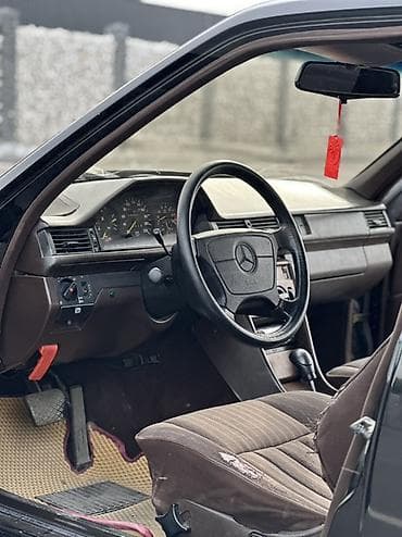 мерс 124 гранат: Mercedes-Benz W124: 1990 г., 2.3 л, Автомат, Бензин, Седан — 10