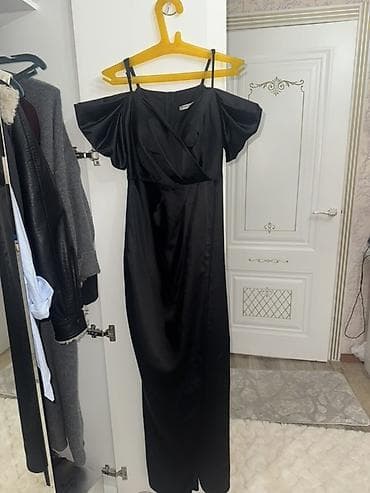 Вечернее платье, Классическое, Длинная модель, Атлас, С рукавами, S, M