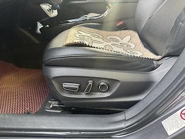 prius: Toyota Prius: 2018 г., 1.8 л, Вариатор, Гибрид, Хэтчбэк — 3