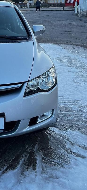 mini cuper: Honda Civic: 2008 г., 1.3 л, Автомат, Гибрид, Седан — 10