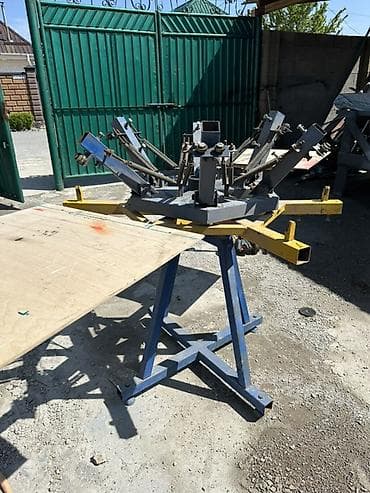 Ручной карусельный станок для трафаретной печати 
Лампа,рамка комплект