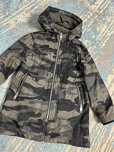 Детская парка с капюшоном, камуфляжная расцветка (серо‑черный хаки)