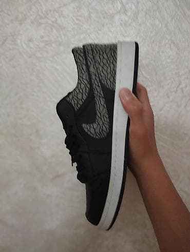 stan smith: Мужские кроссовки, 44, Jordan, Новый, цвет - Черный — 4