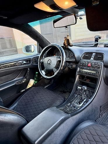 2 куп: Mercedes-Benz CLK-Class: 1998 г., 3.2 л, Автомат, Бензин, Купе — 5