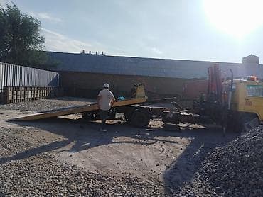 Услуги манипулятора-эвакуатора - Грузовой автомобиль с