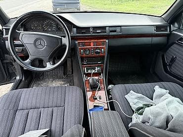 мерседес бенц с: Mercedes-Benz E-Class: 1993 г., 2.8 л, Механика, Бензин, Седан — 2