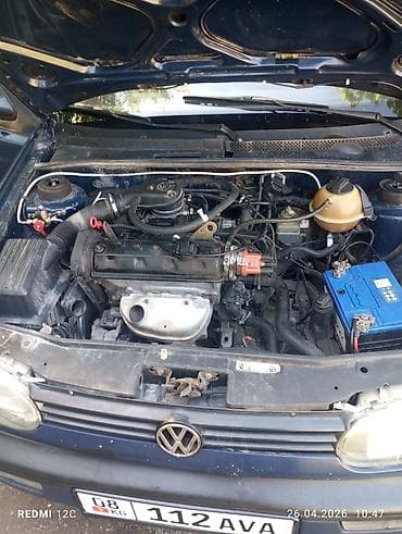 Унаа сатуу: Volkswagen Golf: 1993 г., Кол менен иштөөчү, Бензин, Хетчбек — 1
