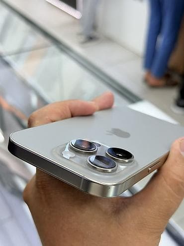 iphone 22: IPhone 16 Pro, Б/у, 128 ГБ, Серебристый, Защитное стекло, Чехол, 92 % — 6