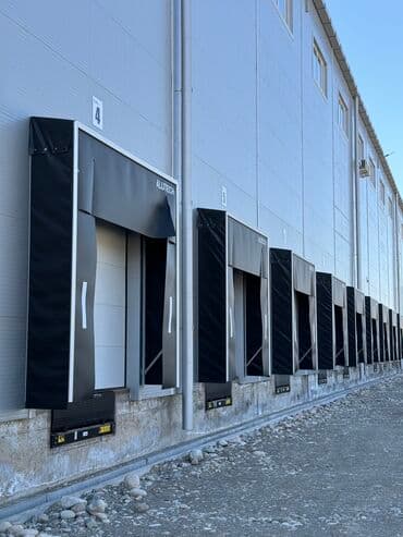 уплотнитель дверей: Другая фурнитура и комплектующие для ворот Новый — 3