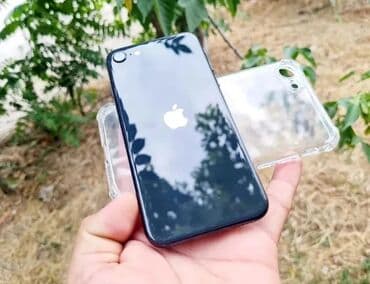IPhone SE, Б/у, 128 ГБ, Черный, Чехол, 100 %