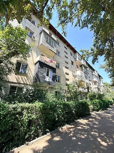 3 комнаты, 63 м², Азия Молл 104 серия, 1 этаж, Косметический ремонт
