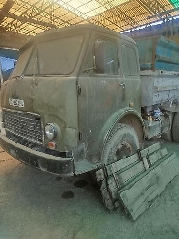 Самосвал МАЗ (классический капотный/бескапотный серии 500) с