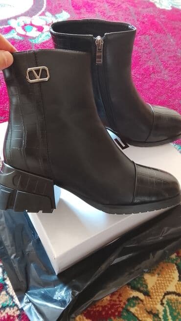 женские черные кожаные туфли: Ботинки, 37, LION, Новый, цвет - Черный, Самовывоз — 3