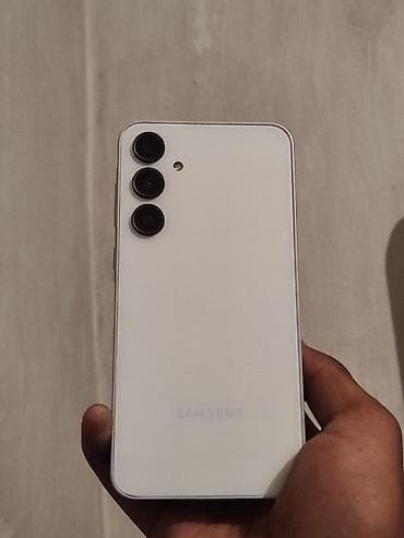 iphone 6 7: Samsung Galaxy A35 5G, Б/у, 256 ГБ, цвет - Белый, 2 SIM — 1