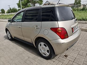 90: Toyota Ist: 2003 г., 1.3 л, Автомат, Бензин, Хэтчбэк — 4