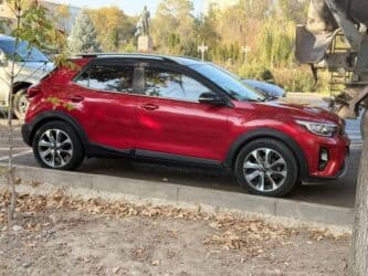 обмен машинами с доплатой: Kia Stonic: 2018 г., 1.6 л, Робот, Дизель, Кроссовер — 2