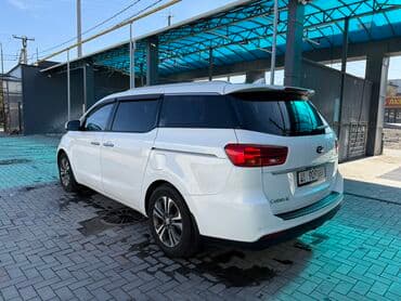 обмен на частный дом: Kia Carnival: 2018 г., 2.2 л, Типтроник, Дизель, Минивэн — 4