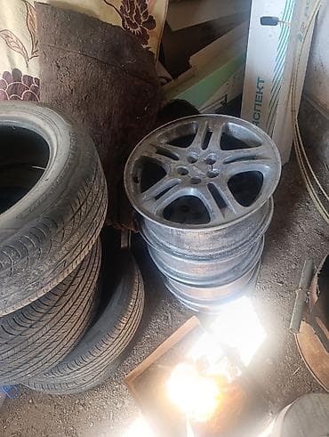 Литые Диски R 16 Комплект, отверстий - 5 at lalafo.kg Литые Диски R 16 Комплект, отверстий - 5