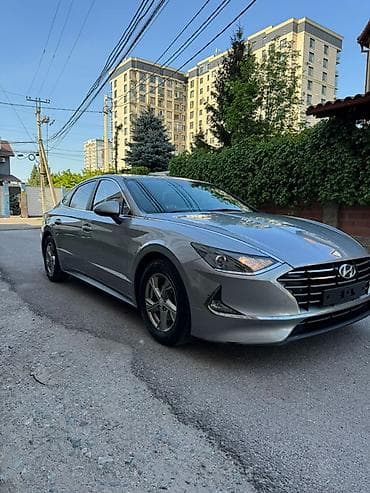 Hyundai Sonata: 2022 г., 2 л, Автомат, Газ, Седан