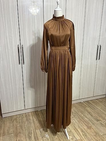 длинная платья: Вечерние платья в пол — элегантные модели для торжеств и особых — 2