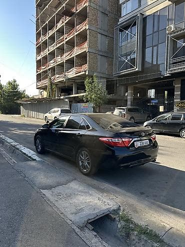 Унаа: Toyota Camry: 2017 г., 2.5 л, Автомат, Бензин, Седан — 4